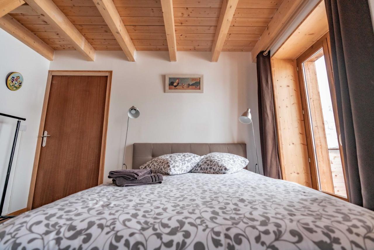 Le Saint Jo Bed and Breakfast La Féclaz Esterno foto