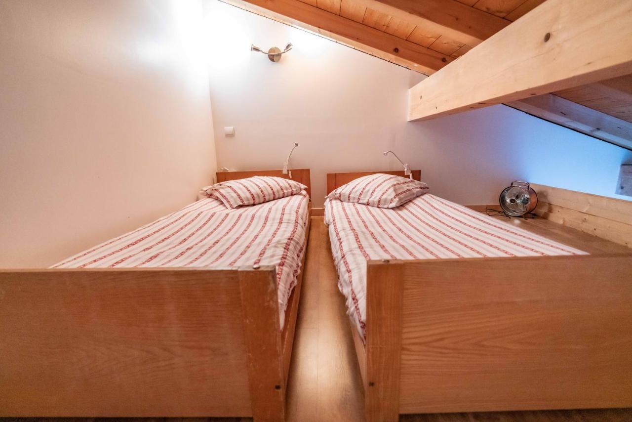 Le Saint Jo Bed and Breakfast La Féclaz Esterno foto